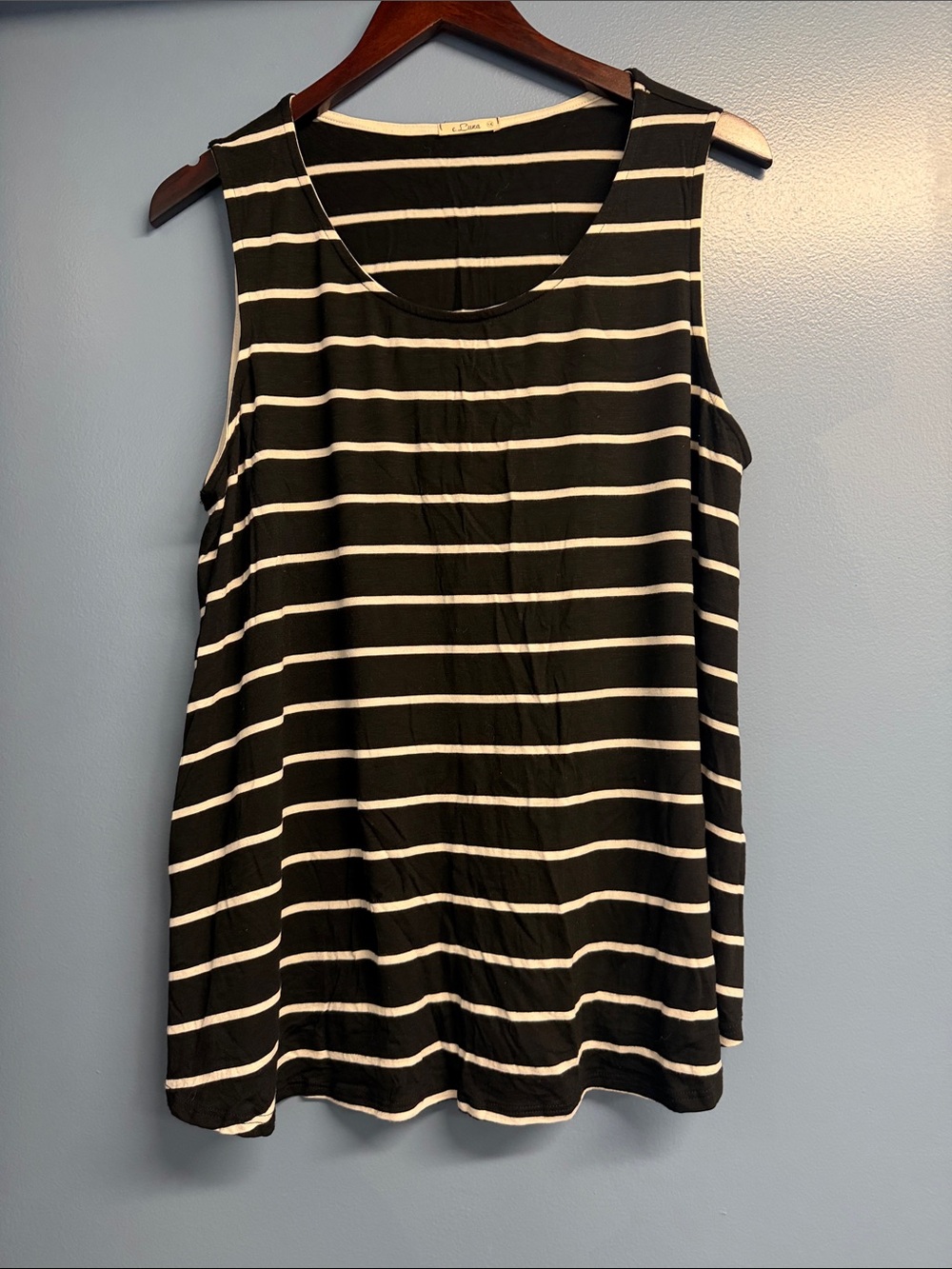 Women’s Black & White Striped Sleeveless Tank Top